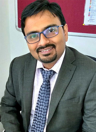 DR. ASHISH CHAURASIA - Best Urologist Near Me Pune | Andrologist I Kidney Stone and Laser Prostate treatment in Pune